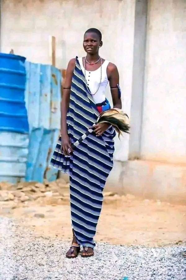 7feet and 19-Year-Old Athial Dau Riak Set to Pick A Husband