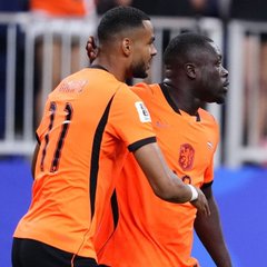 Five-star Netherlands beat Sweden 5:1